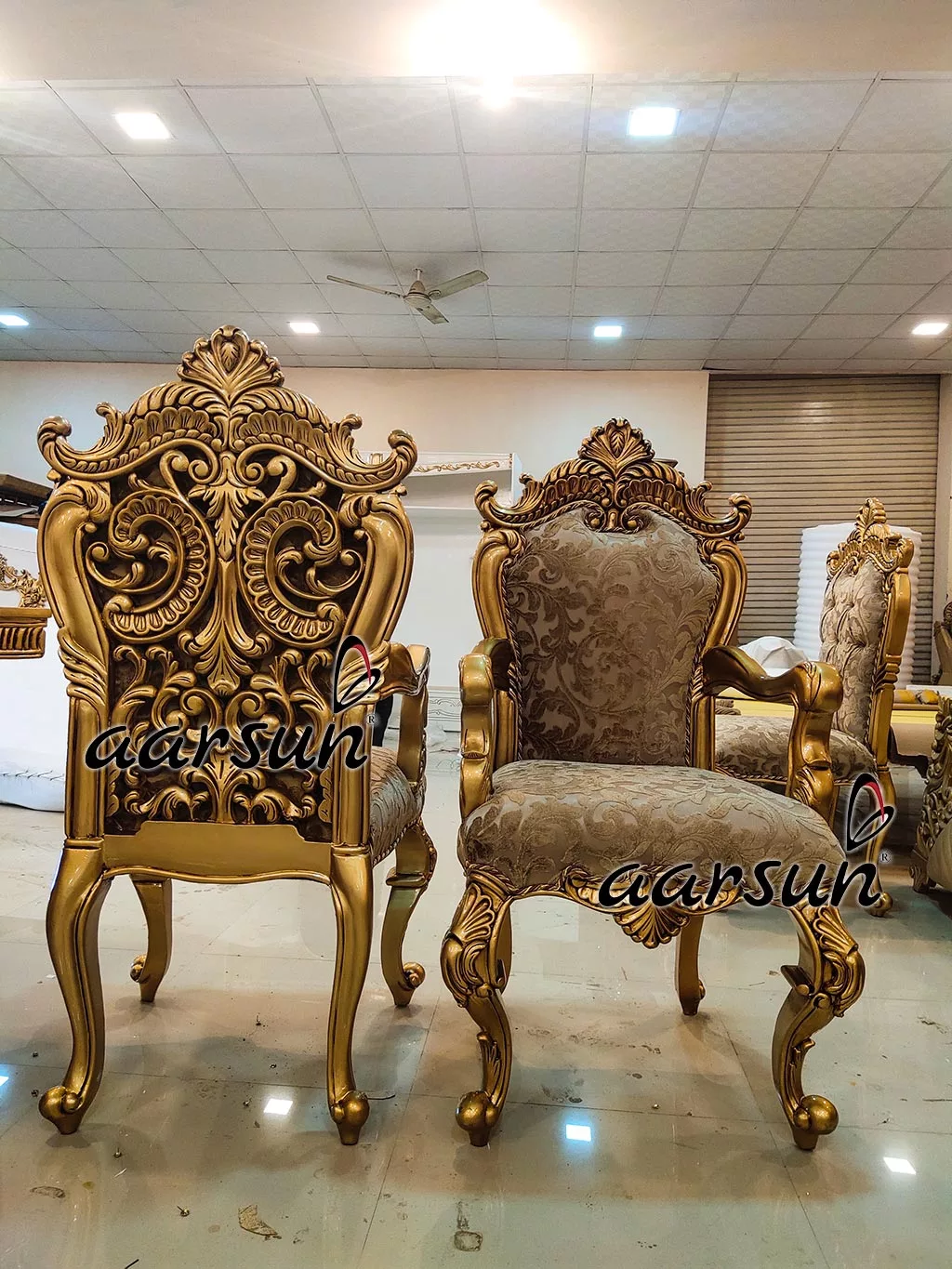 Wooden Premium Dining Furniture UH-YT-224