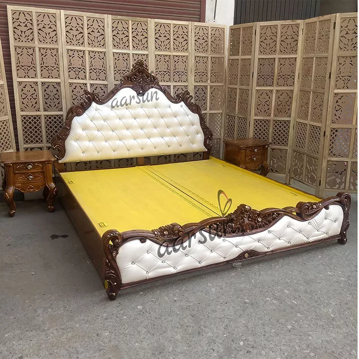 UH-YT-48 Natural Wooden Royal Bed