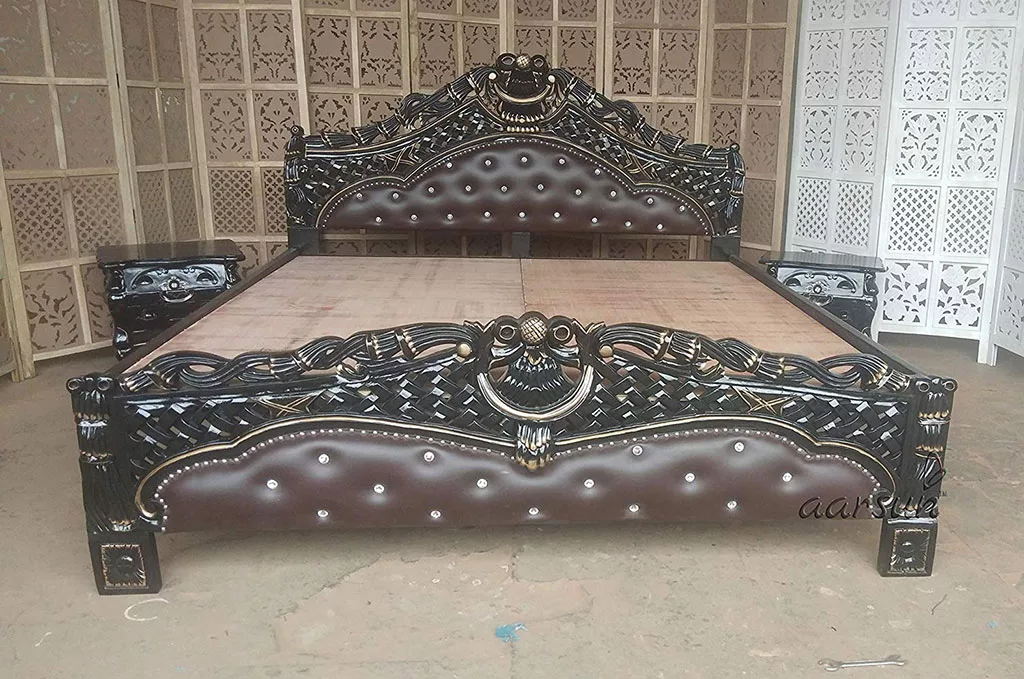 UH-YT-65 Aarsun Luxury Teak-wood Bed