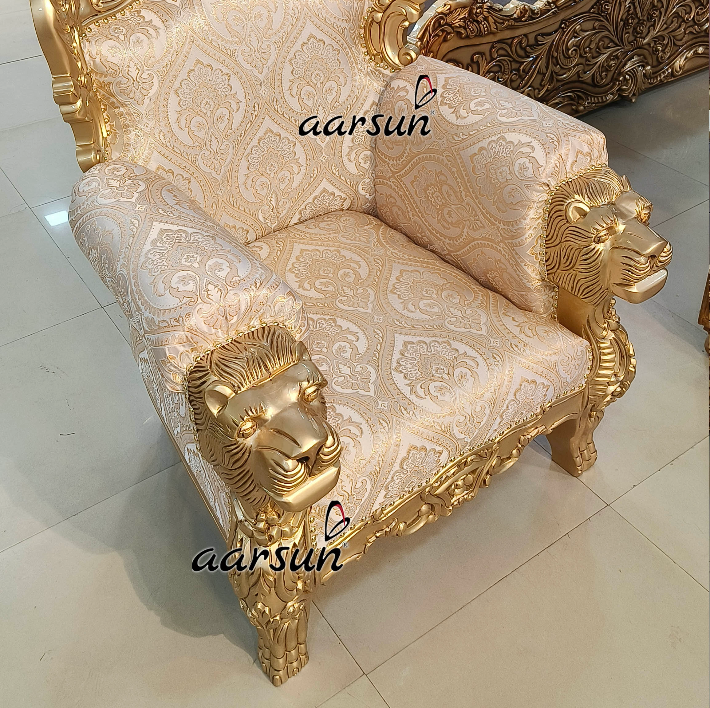 Aesthetic Lion Faced Guru Ji Chair - Image 4