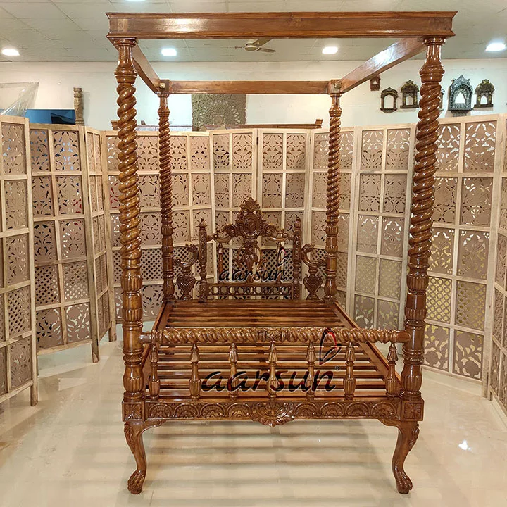 Classic Wood bed poster pillar canopy bed teak wood