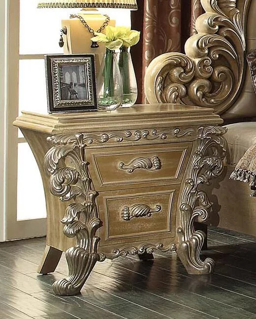 Fully Carved Wooden Royal Furniture UH-ROYAL-0011-B