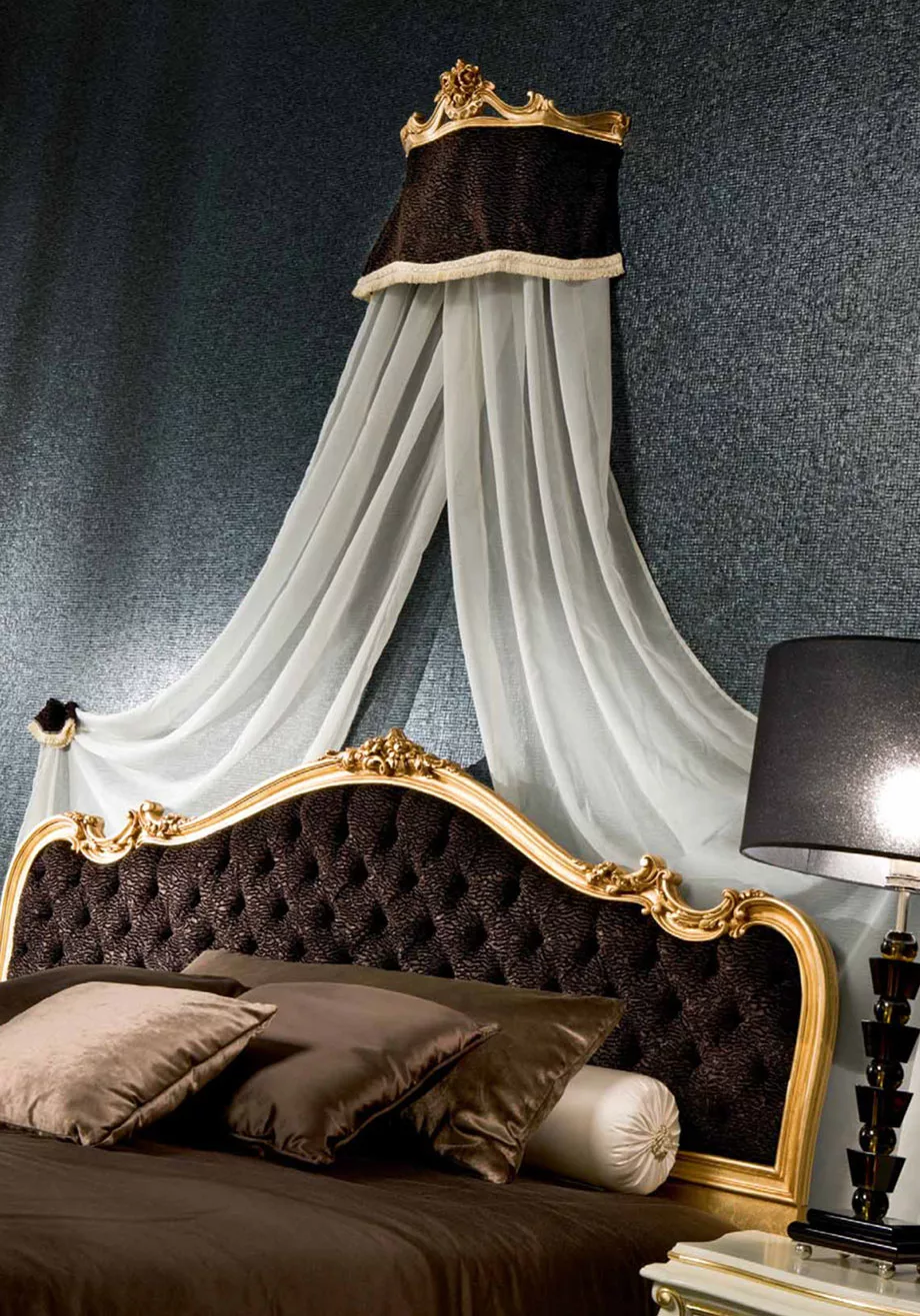 Royal Look Wooden Bedroom Set UH-ROYAL-0012-A