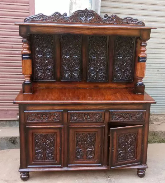 Traditional Wooden Cabinet UH-BAR-0003-B