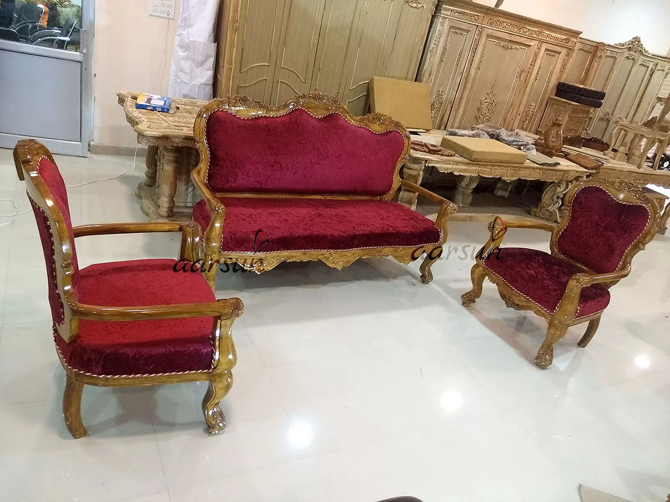 Carved Sofa Set Living Room Furniture UH-SF-0054-A