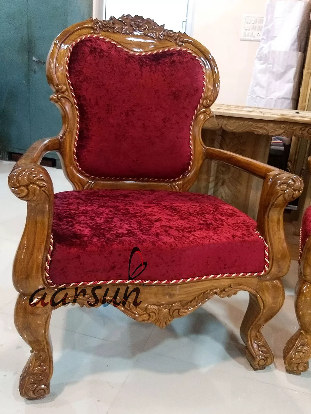 Carved Sofa Set Living Room Furniture UH-SF-0054-B