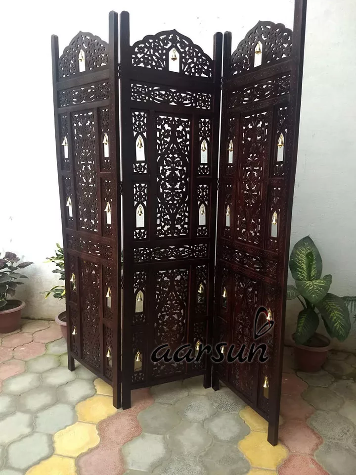 Enticing Wooden Partition Screen UH-RD-0043-A