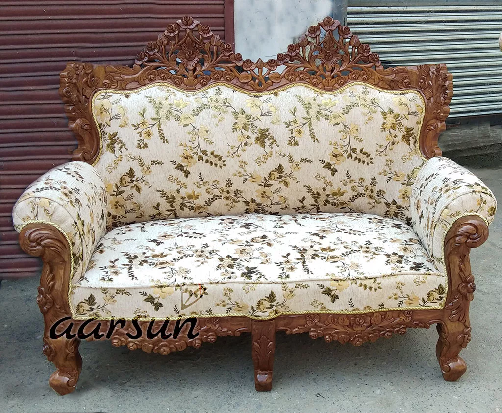 Traditional Design Sofa Set UH-SF-0055-B