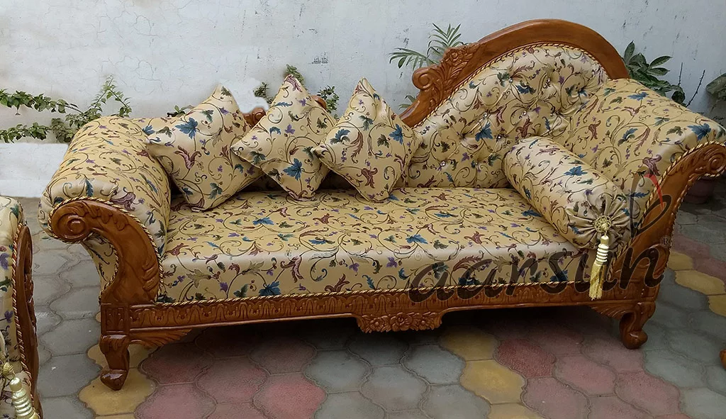 Traditional Style Sofa Set in Natural Finish UH-SF-0051-C