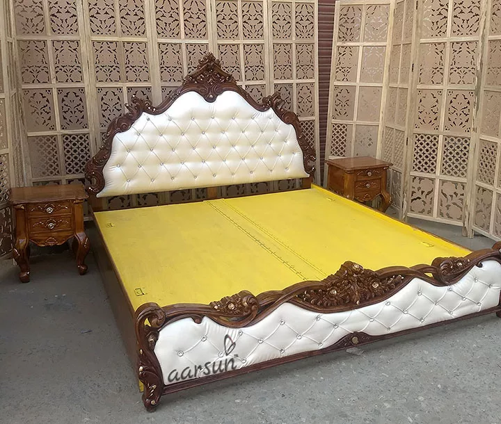 Wooden Royal Bed with Side Tables UH-BED-0013-B