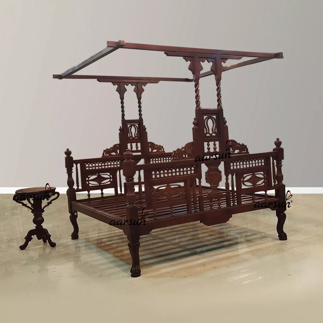 Traditional Solid Wood 4 Poster Bed UH-YT-243