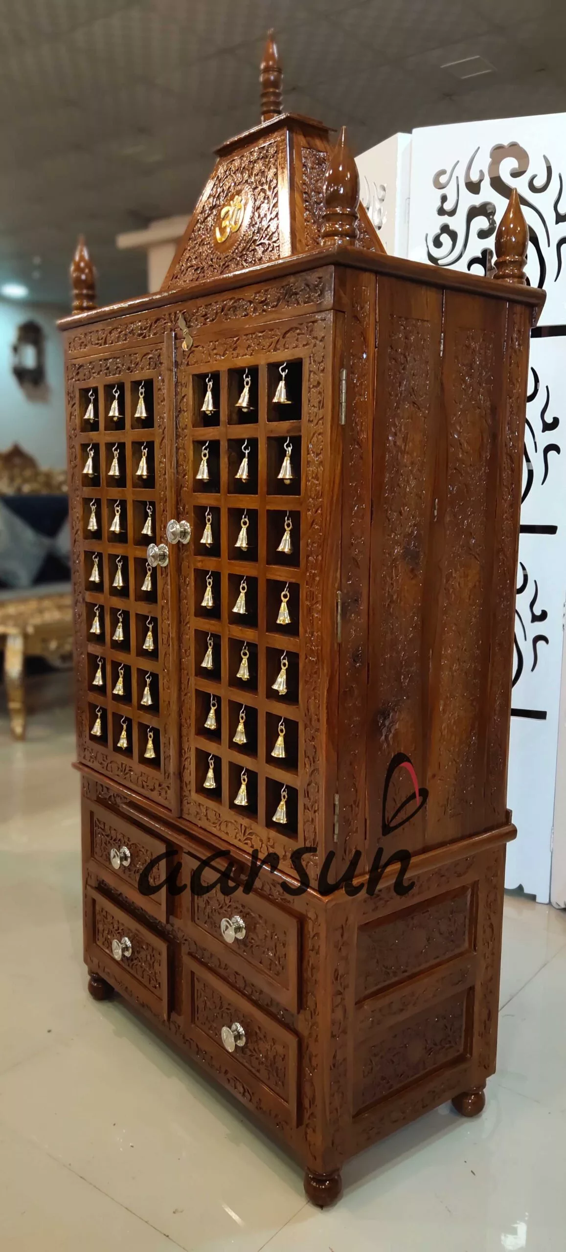 Aarsun-wooden-temple