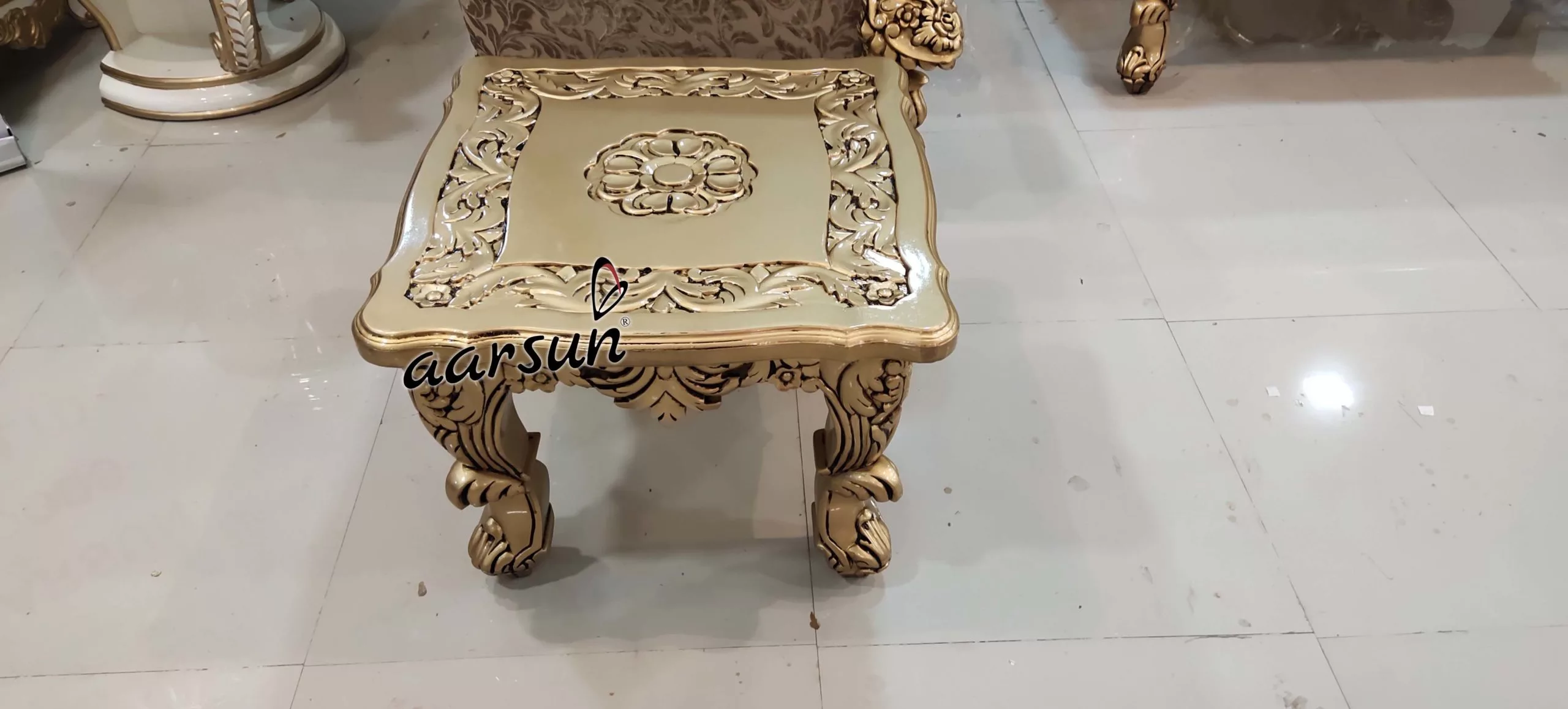 Aarsun Luxury Sofa Set in Gold Finish UH-YT-292(A)