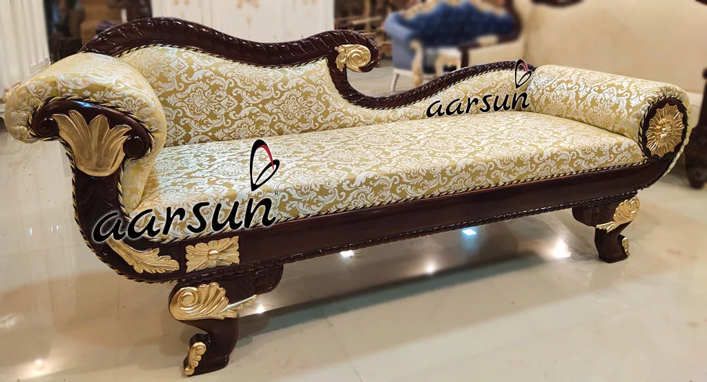 Royal Chaise Lounge in Walnut Polish UH-YT-208 -A