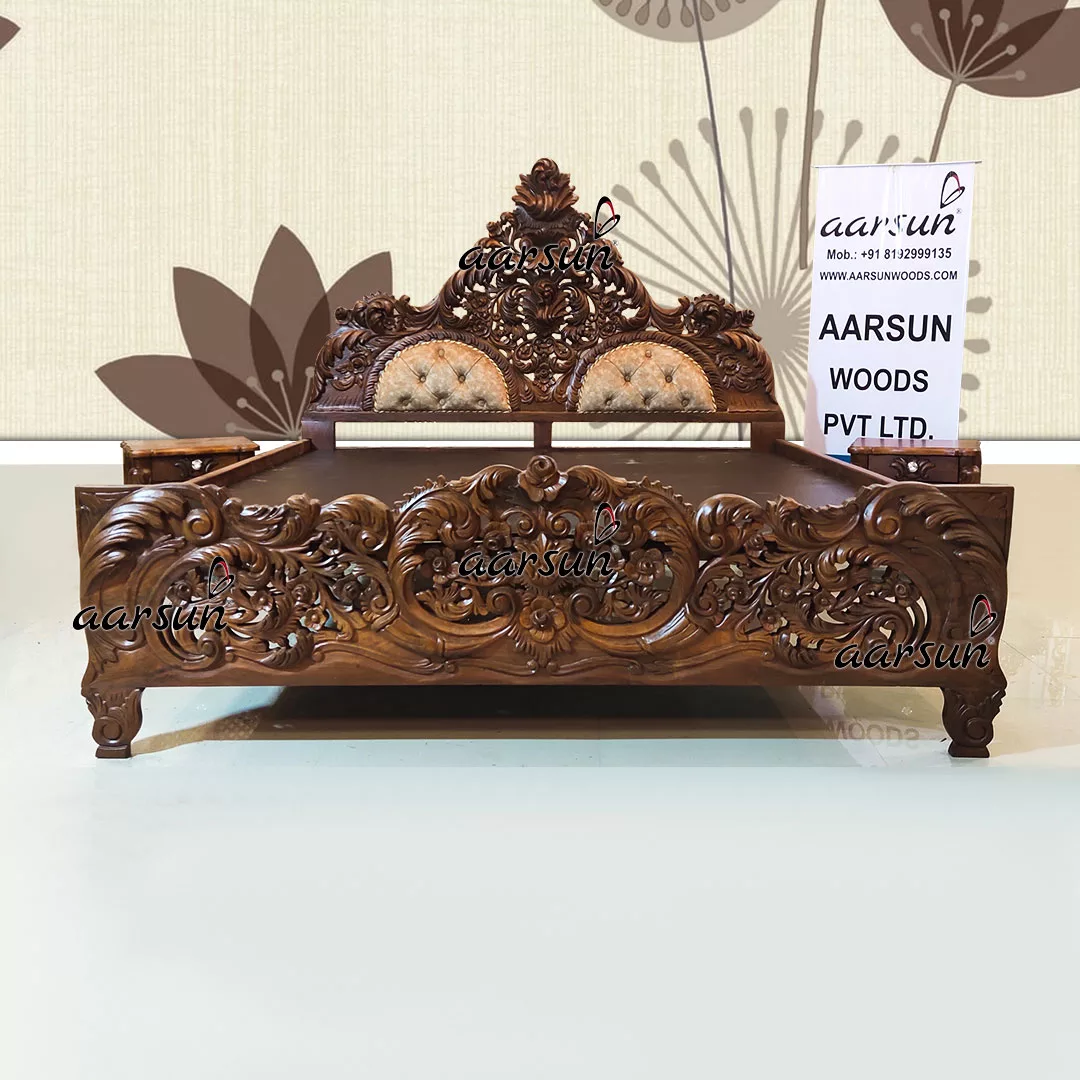 Image for Handcrafted Carved Teak Bed UH-YT-320