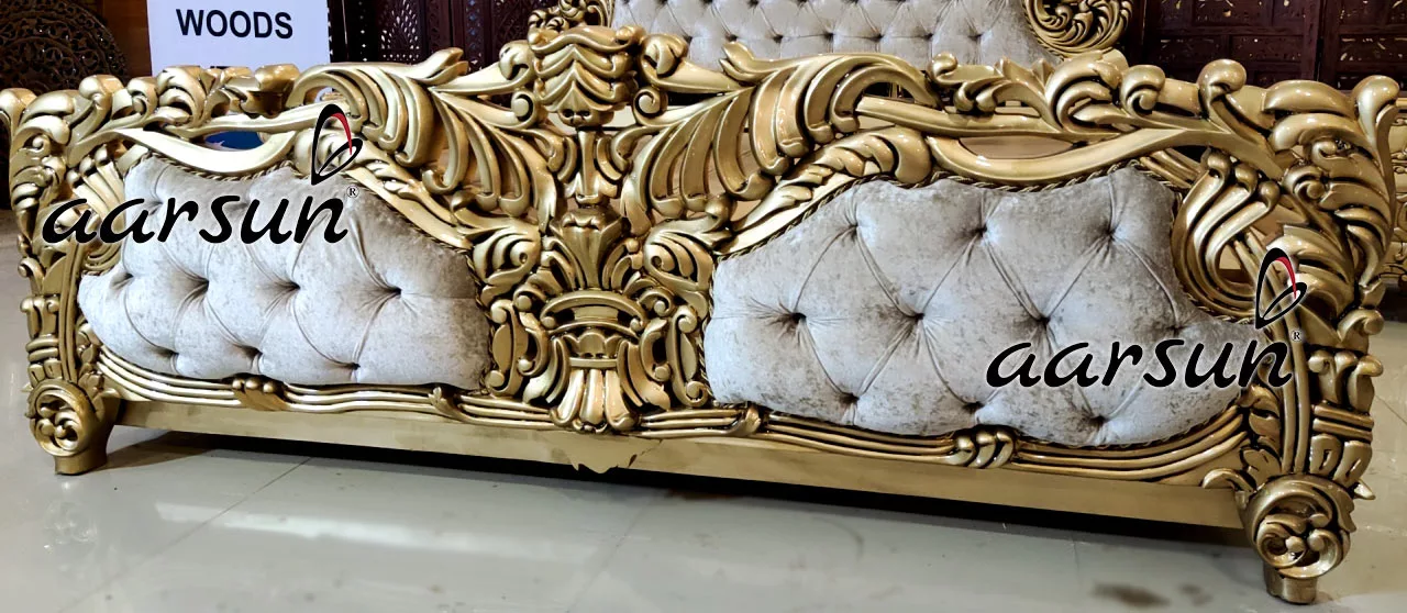 Aarsun King Size Gold Finish Bed in Teak Wood UH-YT-359-B