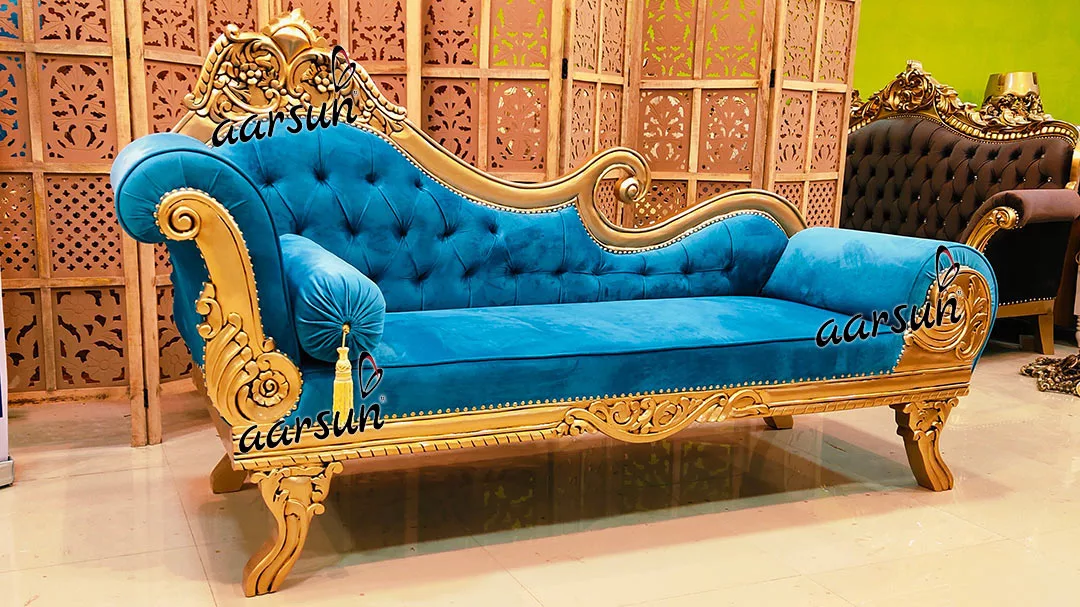 Royal Divan Couch in Antique Gold UH-YT-480-A