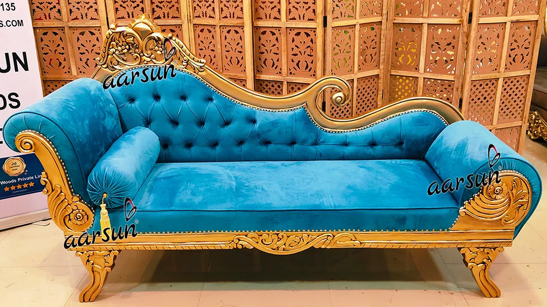 Royal Divan Couch in Antique Gold UH-YT-480-B