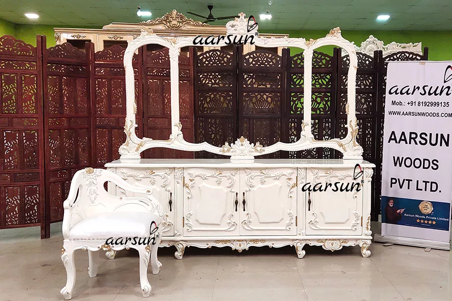 Italian Style Luxurious Dresser with Mirror Frame