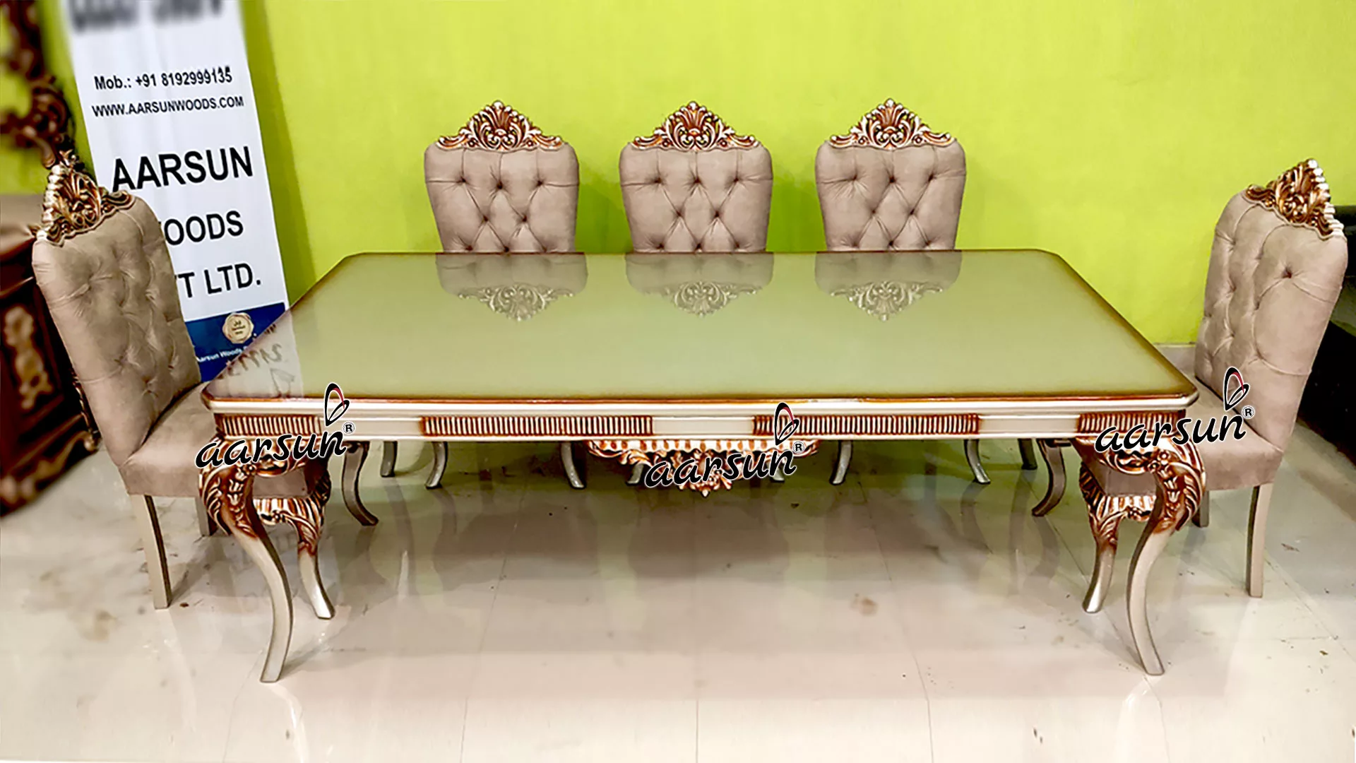 Wooden Royal Stunning Dining Set YT-638-C