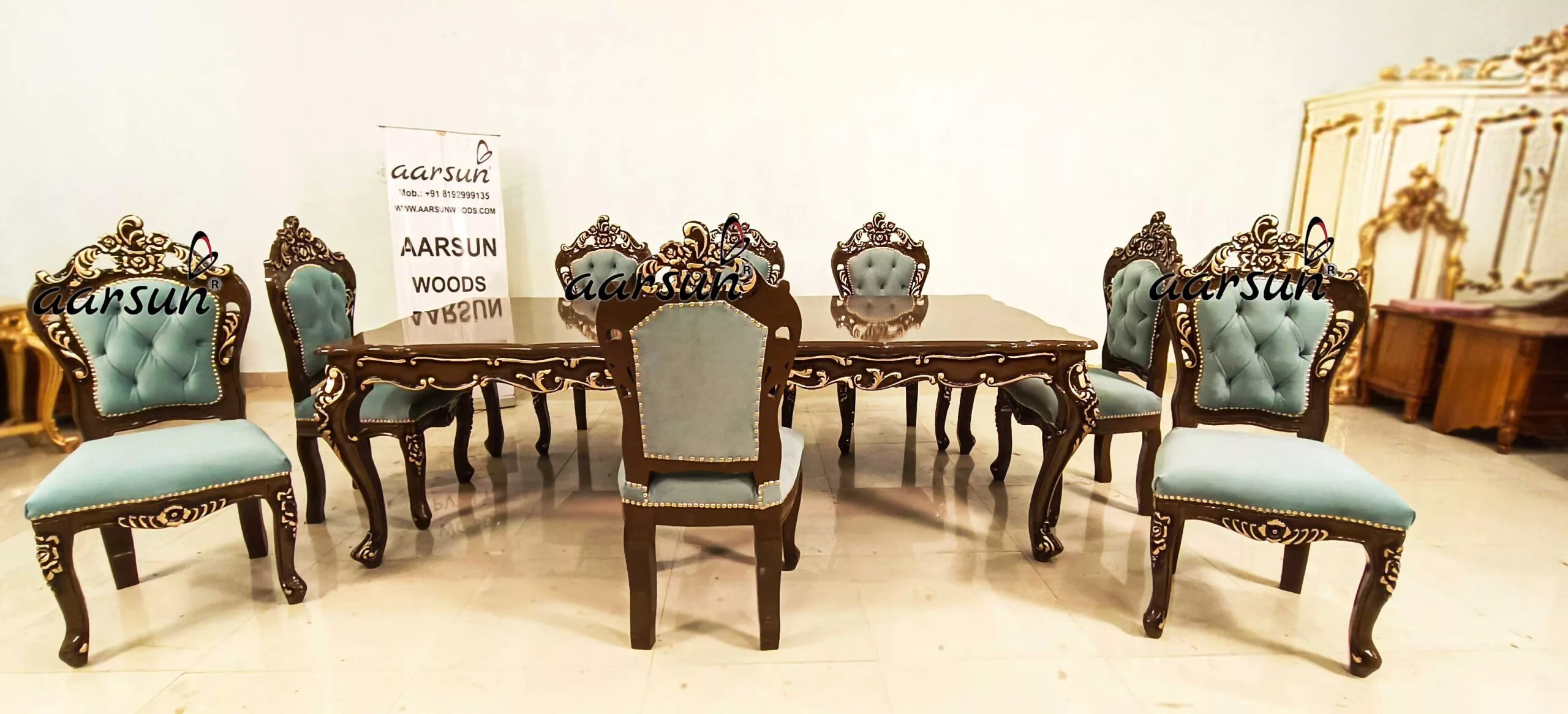 8 Seater Royal Dining Set in Solid Wood YT-662-A