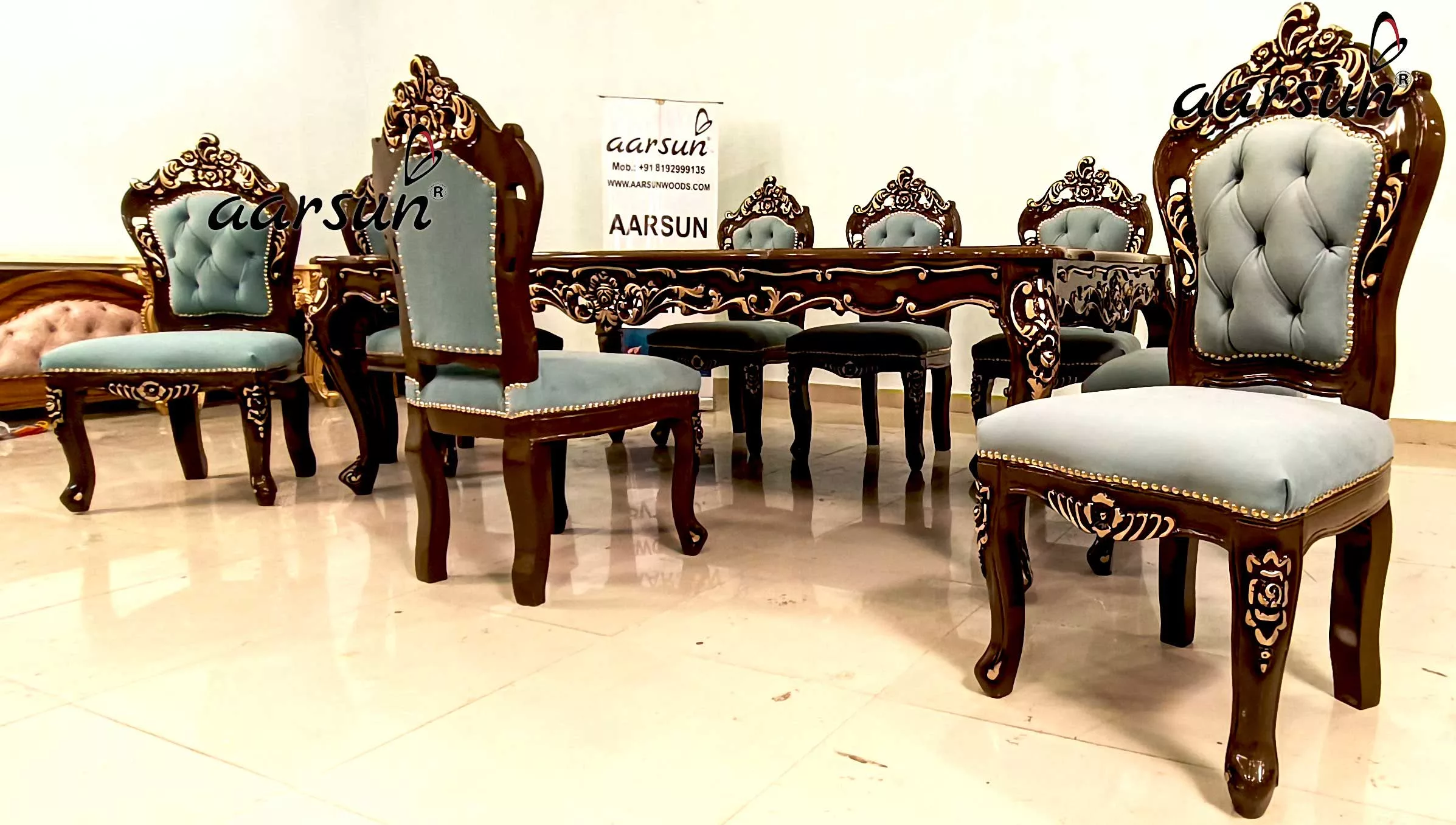 8 Seater Royal Dining Set in Solid Wood YT-662-C