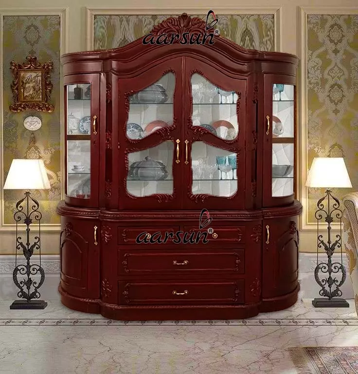 Classic Style Crockery Cabinet