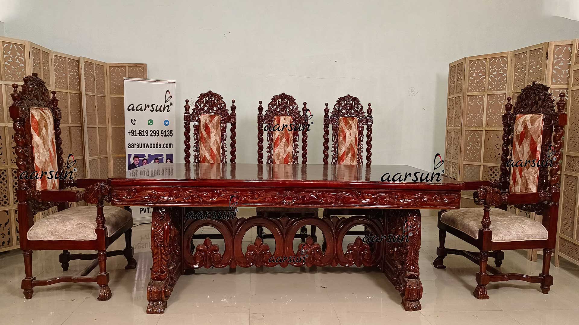 Royal theme Lion handle chair design dining set teak wood