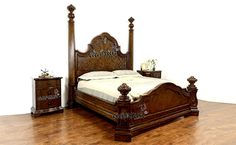 Antique Style Bed in Premium Quality Wood