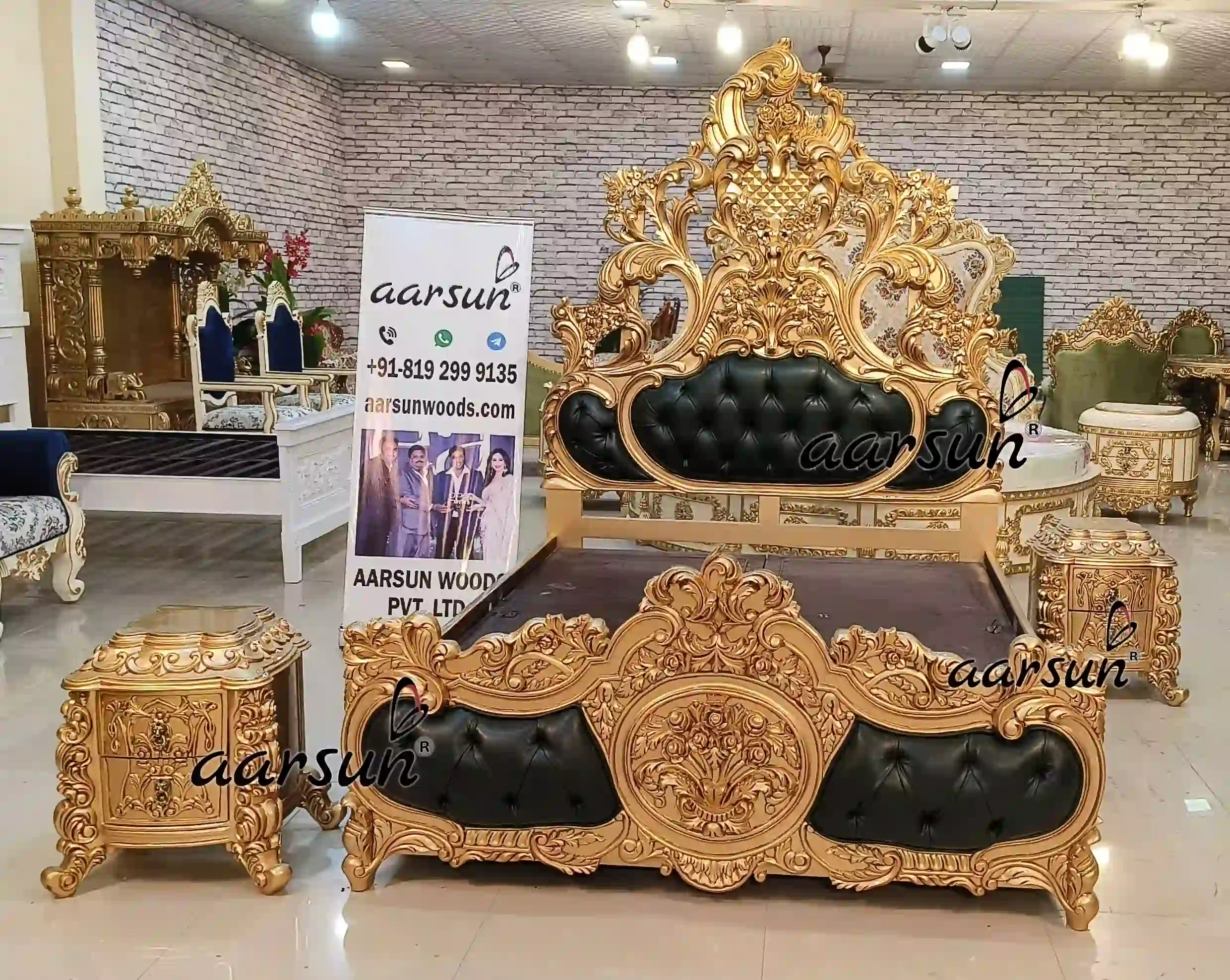 Antique Queen Size Bed in Teak