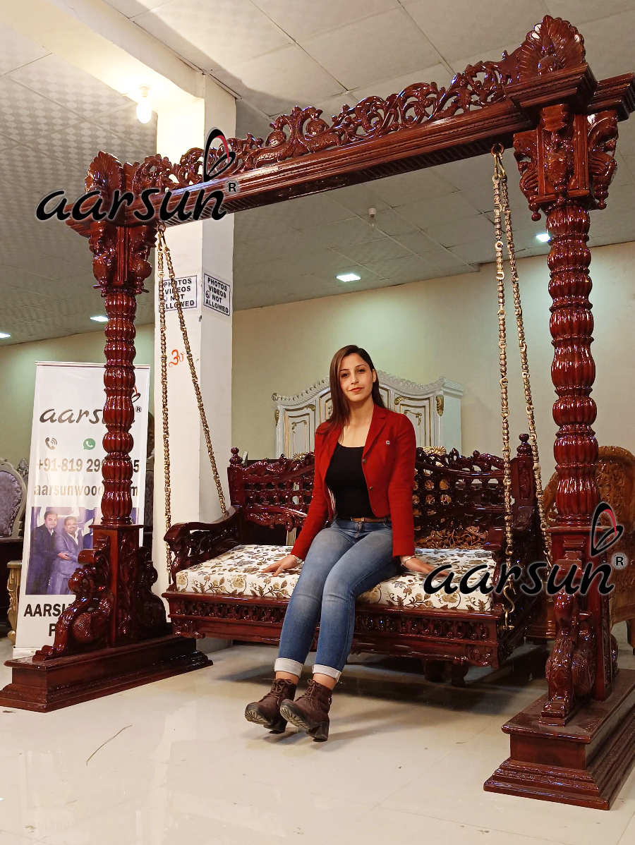 Aarsun wood Jhula with Brass chain