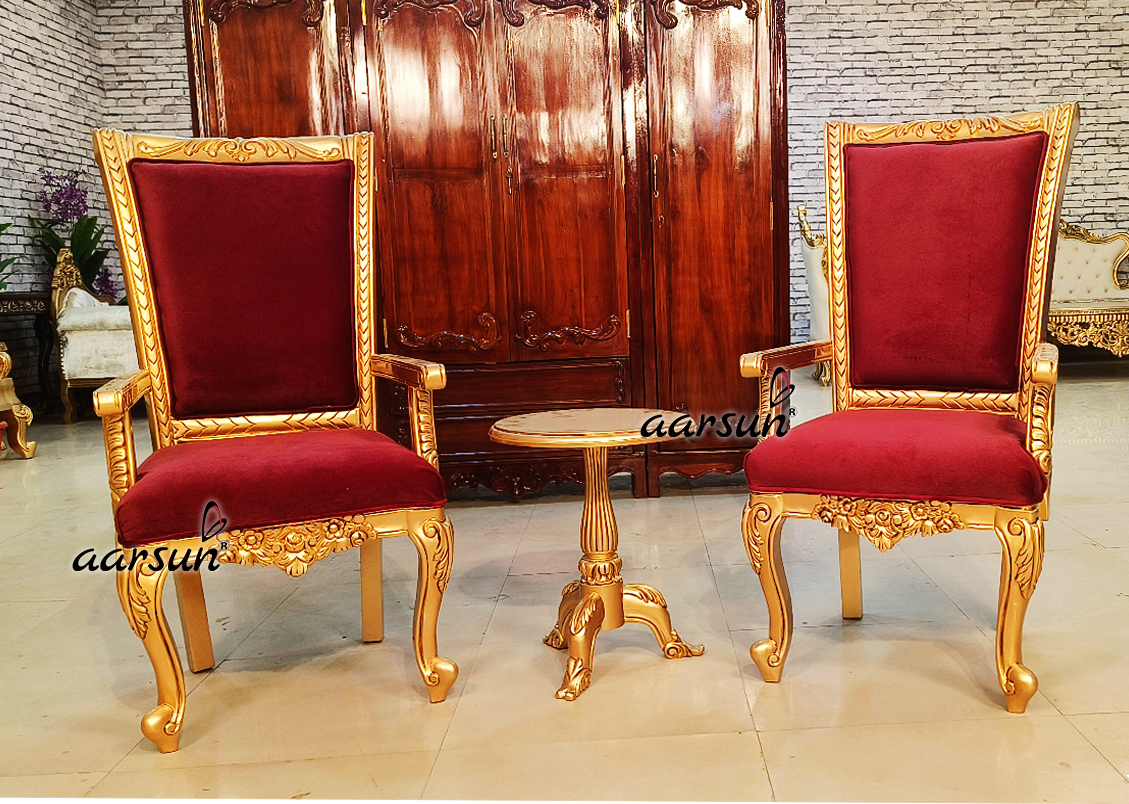 Amazing Bedroom Chairs Set with Round Table