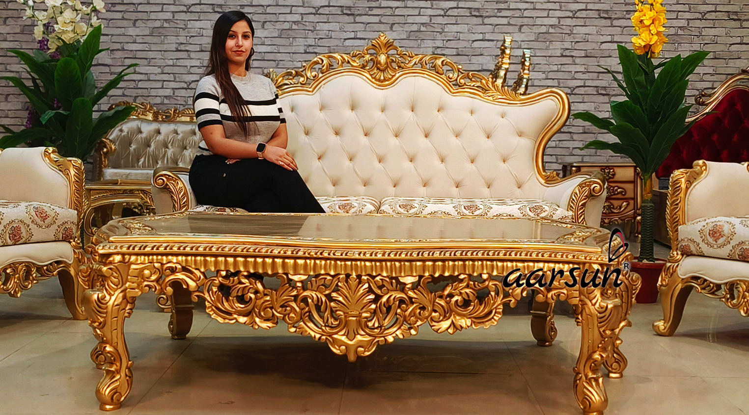 Carved Sofa Set Design in Gold Polish