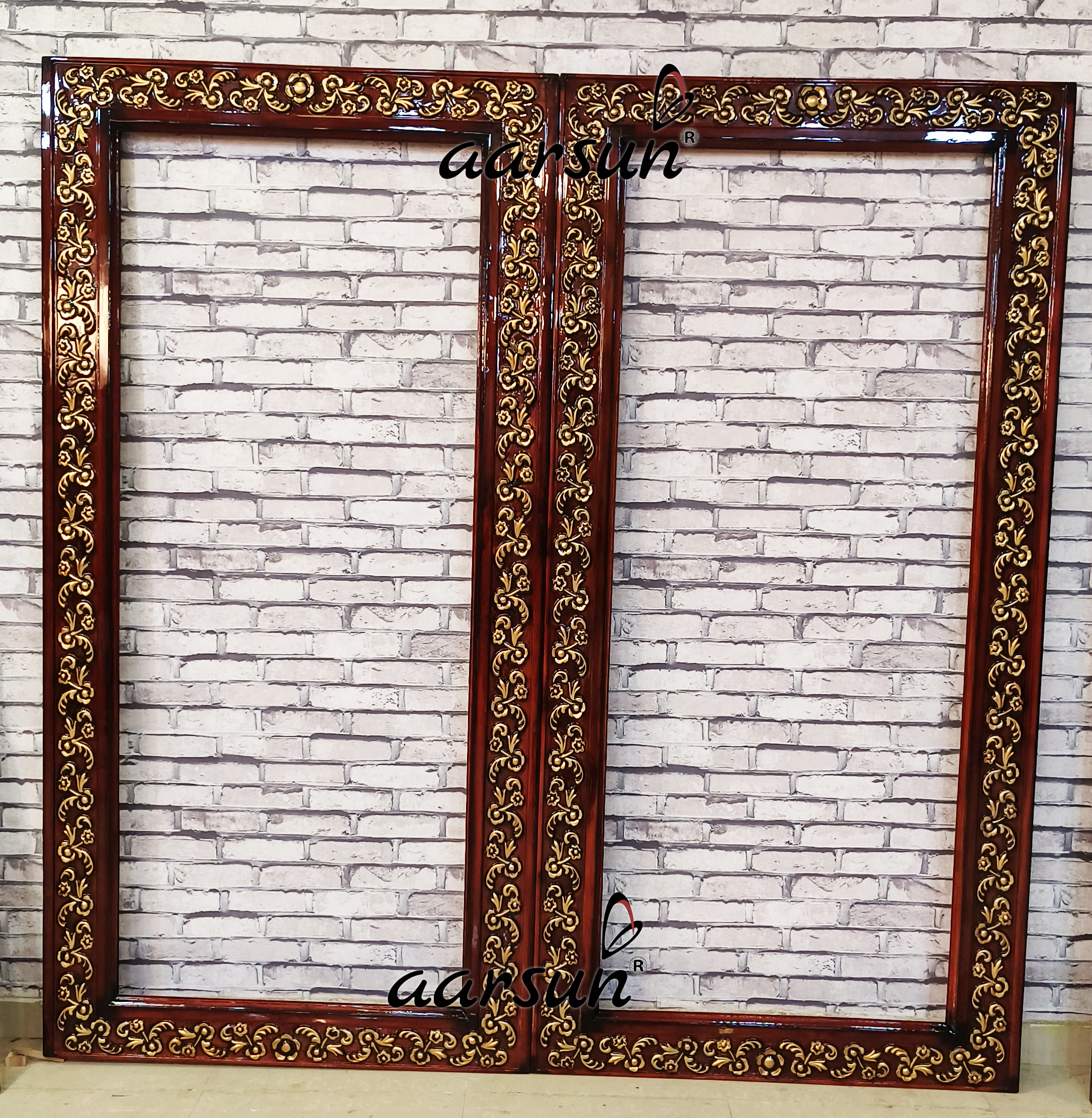 Stylish Door Frame with Triple Shade with Video