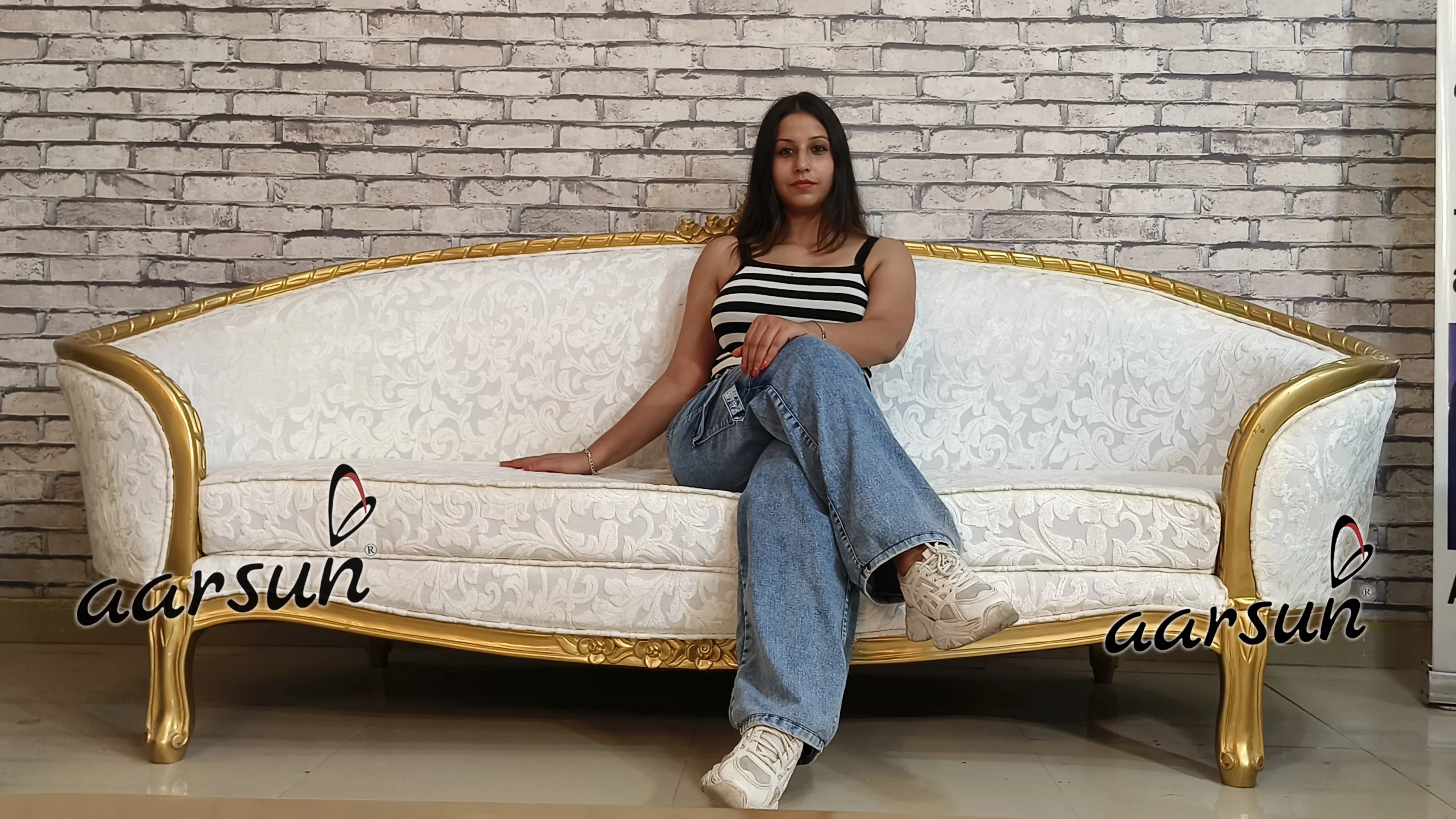 Royal 7 Seater Sofa Set - Image 4