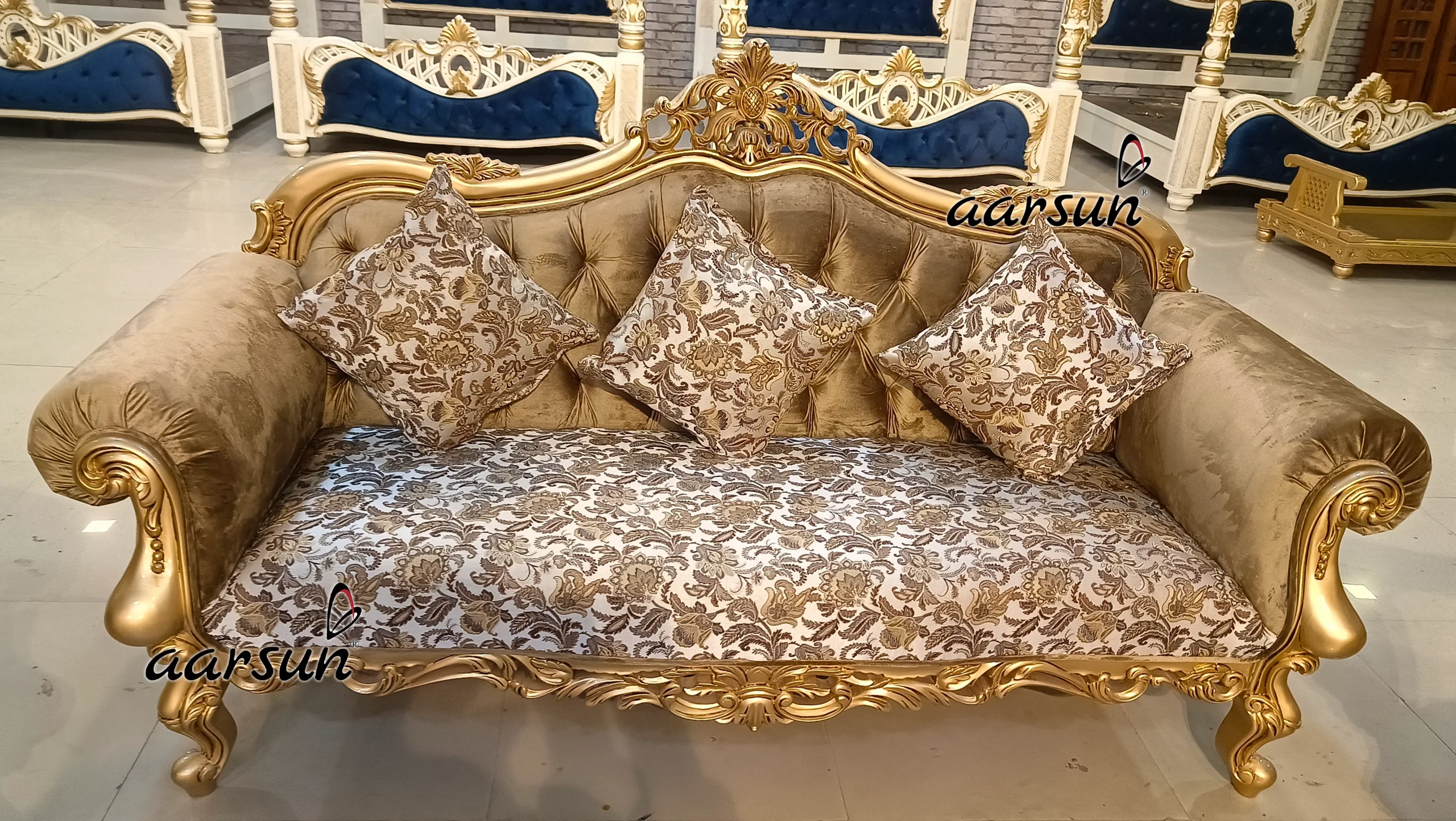 8 Seater Sofa Set In Teak Wood - Image 6