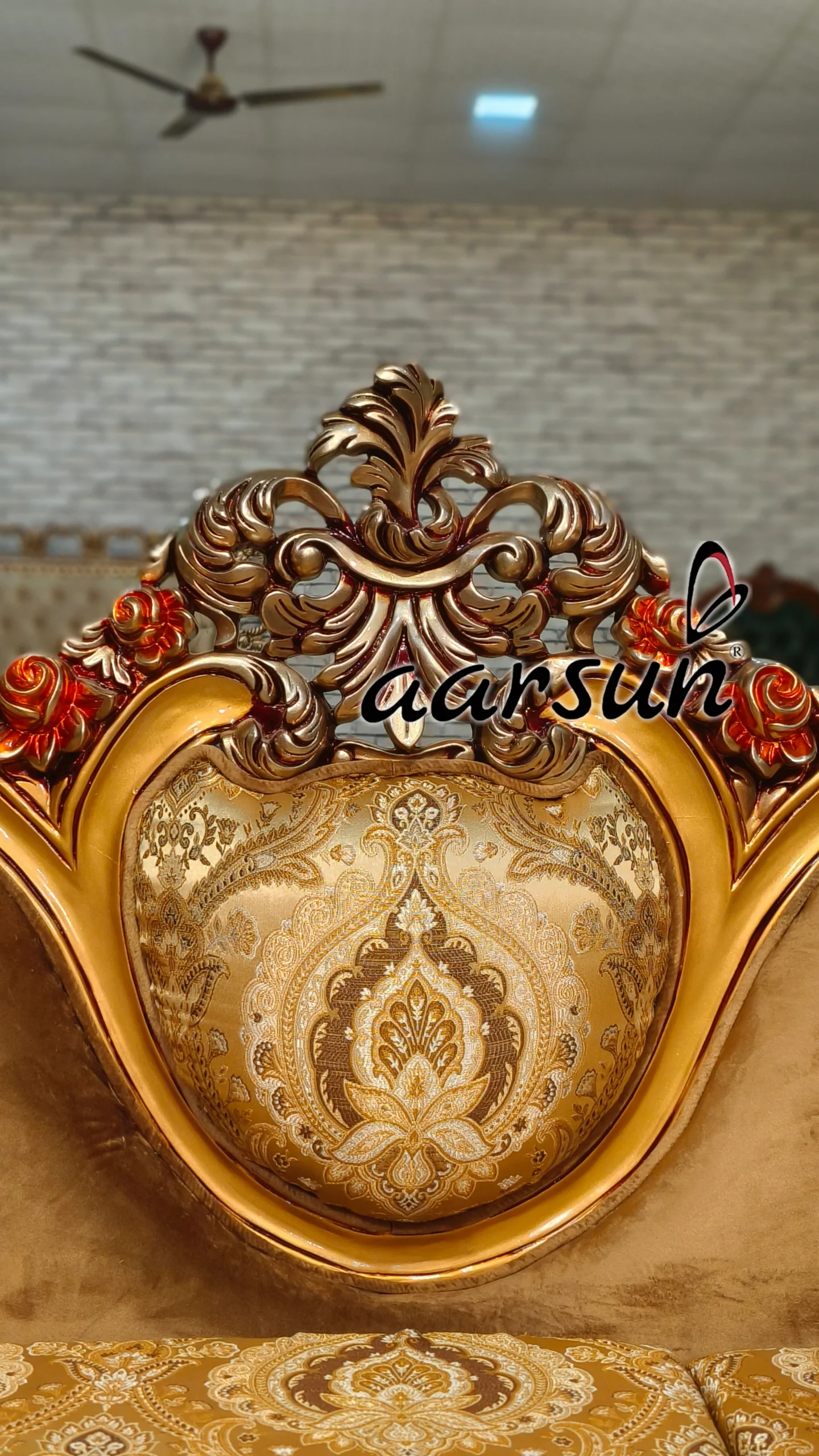 Multi shade Deewan in Duco Paint - Image 2