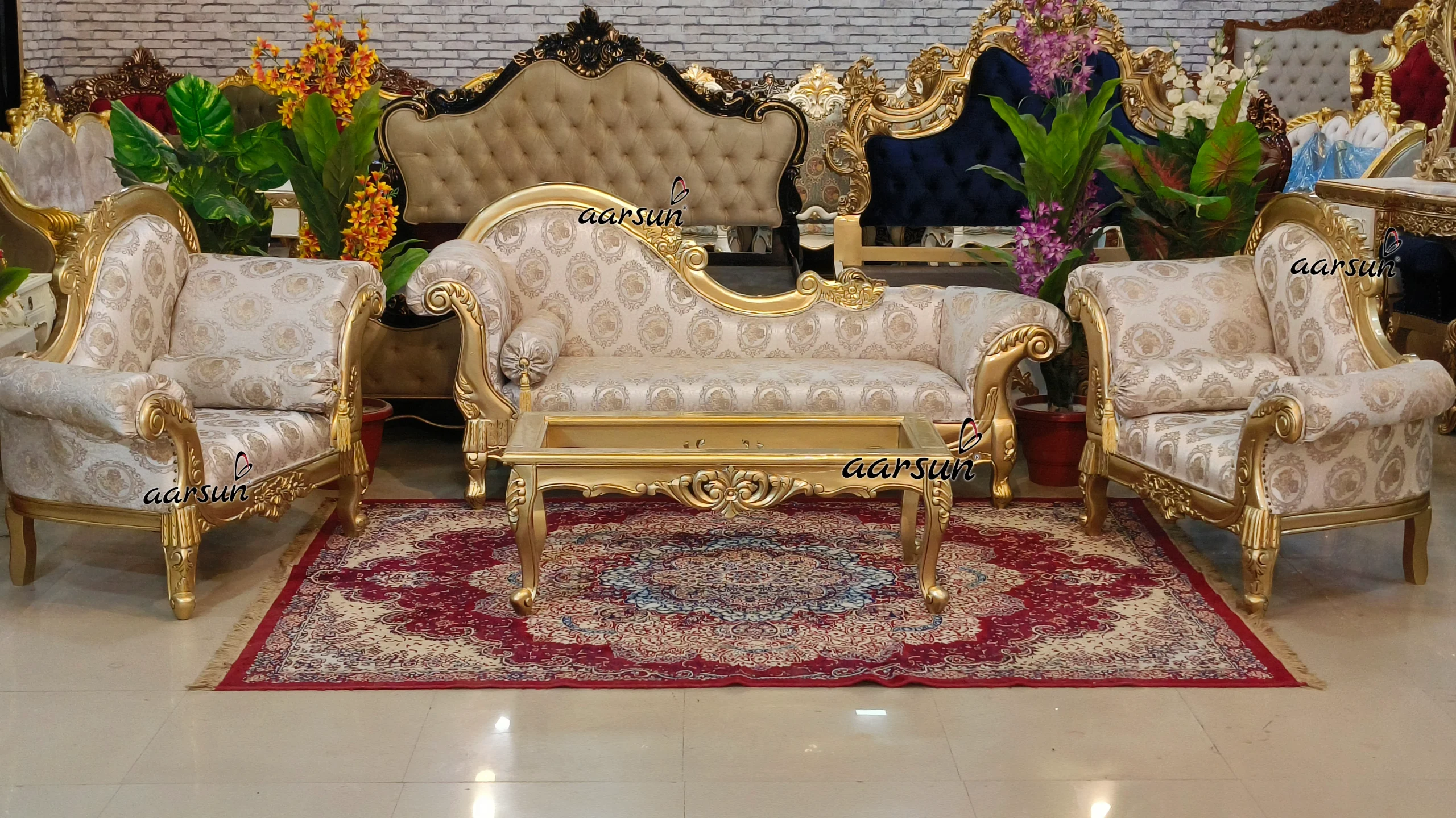 Classy Wooden Settee in Teak Wood - Image 3