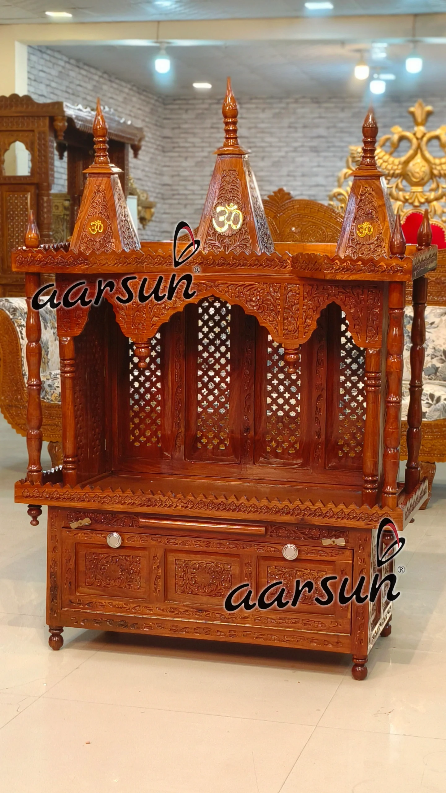 Folding Wooden Temple in Natural Polish - Image 4