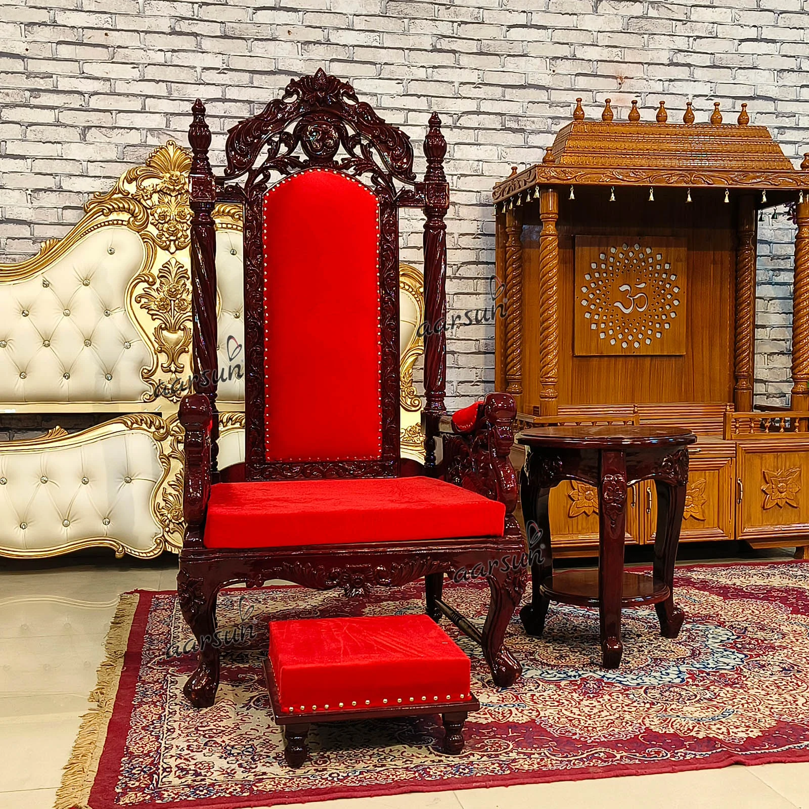 Mahamandaleshwar Guru ji Gaddi Chair Design - Image 2
