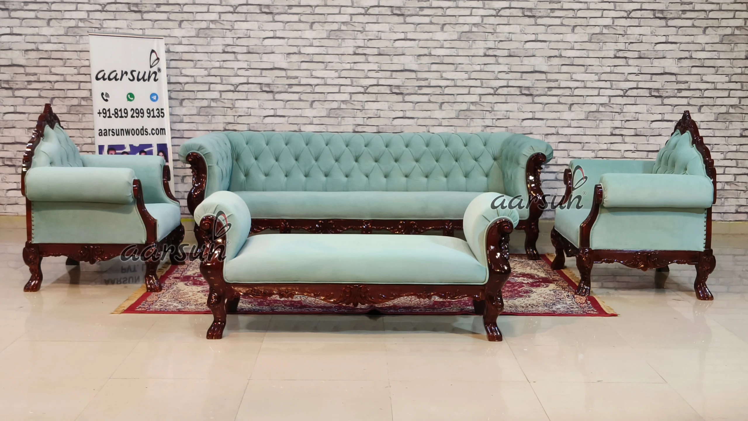 Chesterfield sofa top design International Brand