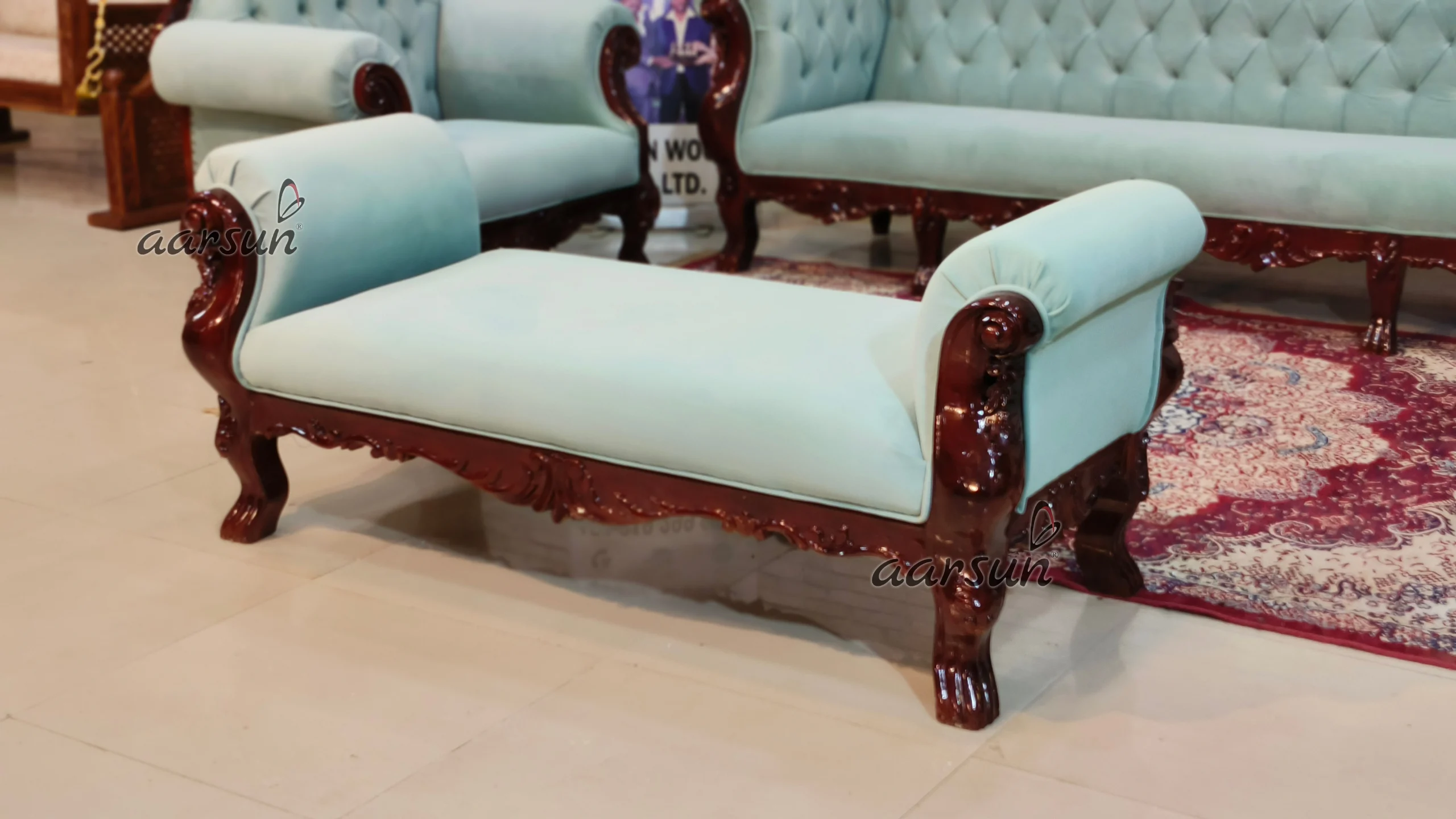 Chesterfield sofa top design International Brand - Image 3
