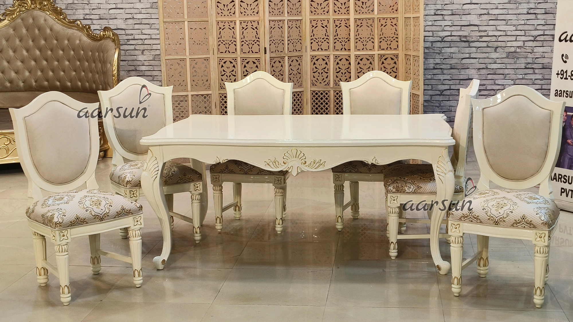 Royal Dining – Where Royal People Dine