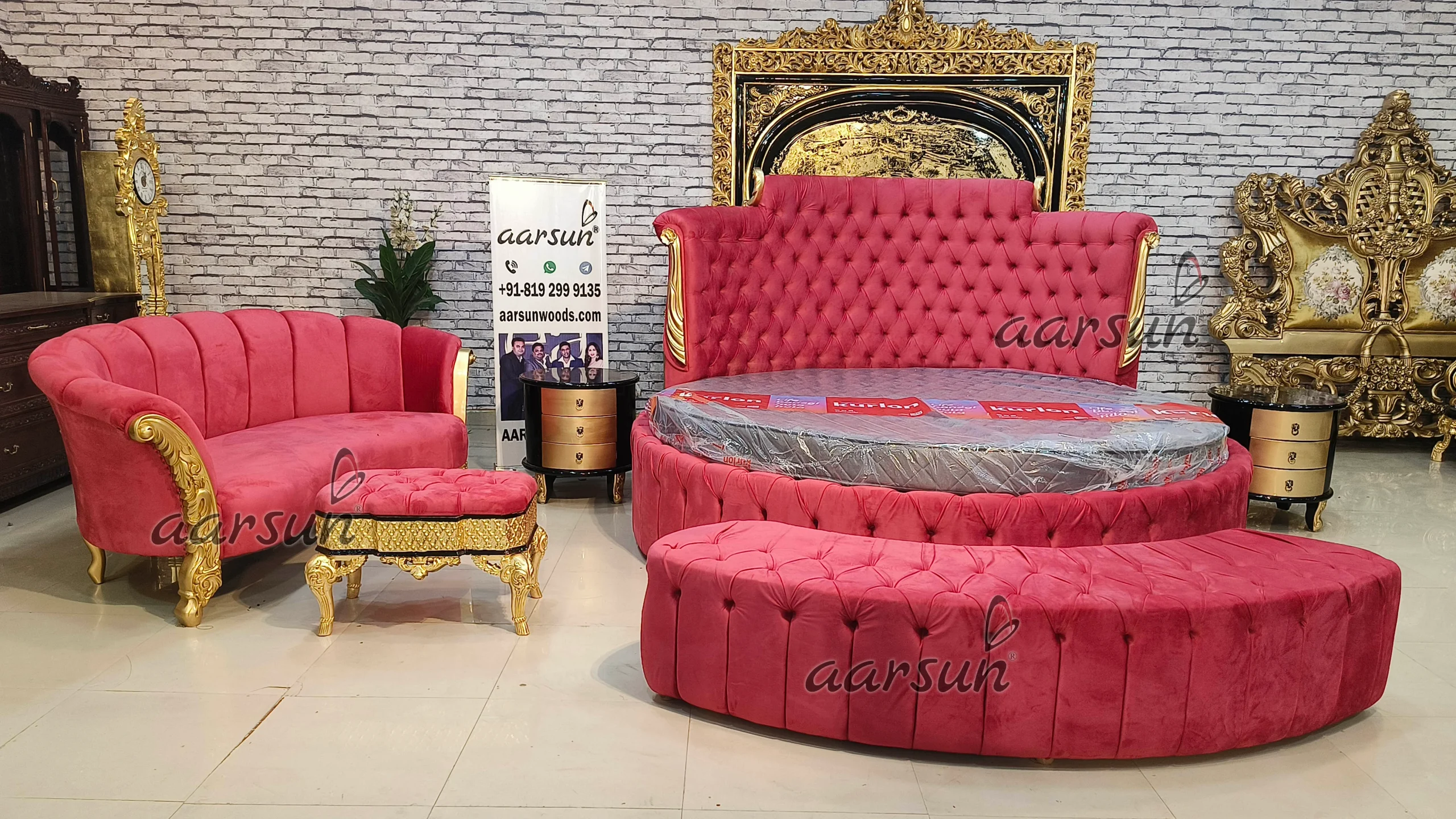Luxurious Bedroom Sets for Villa & Palace