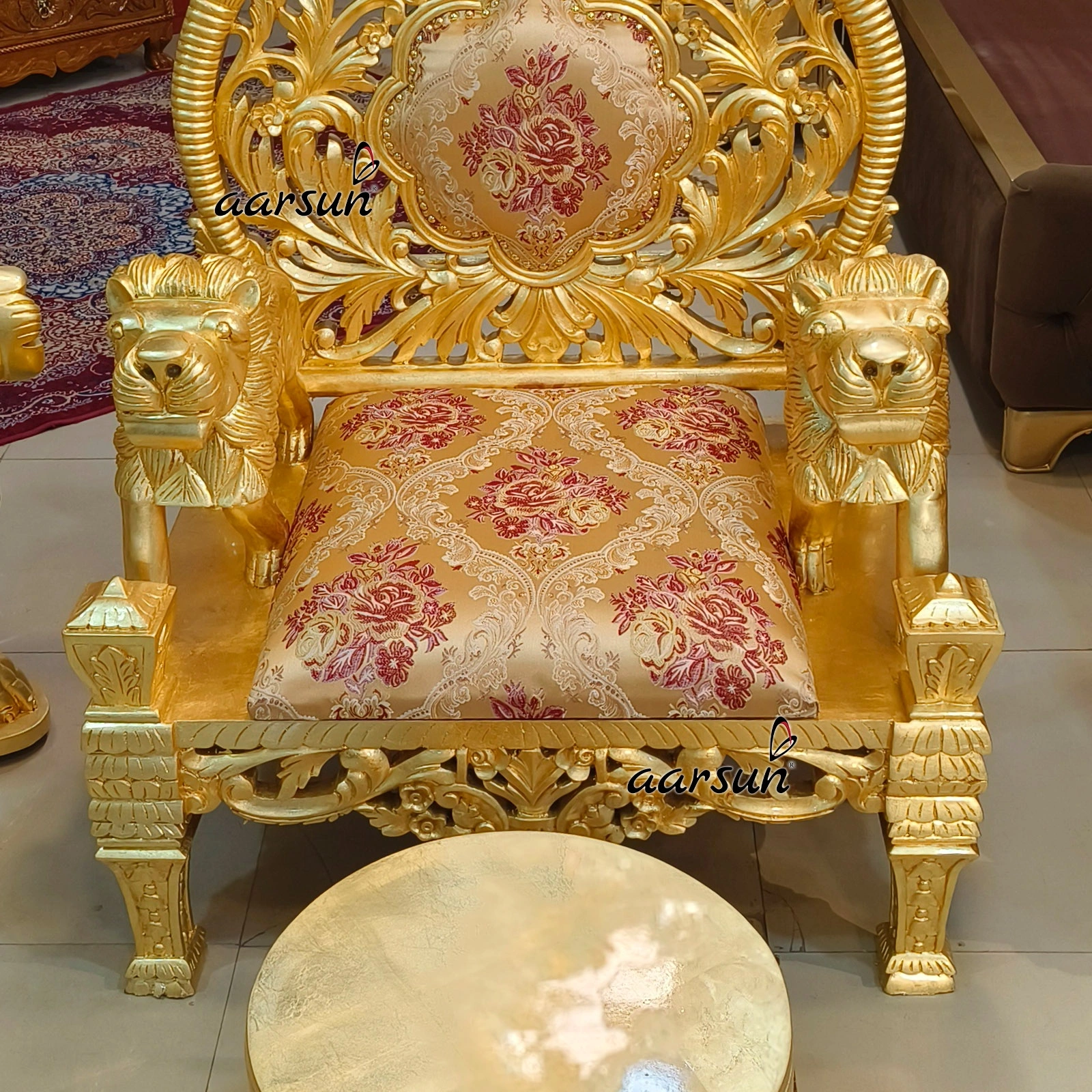 Mahamandaleshwar Guru Ji Chair (Gaddi) With Gold Leaf - Image 5