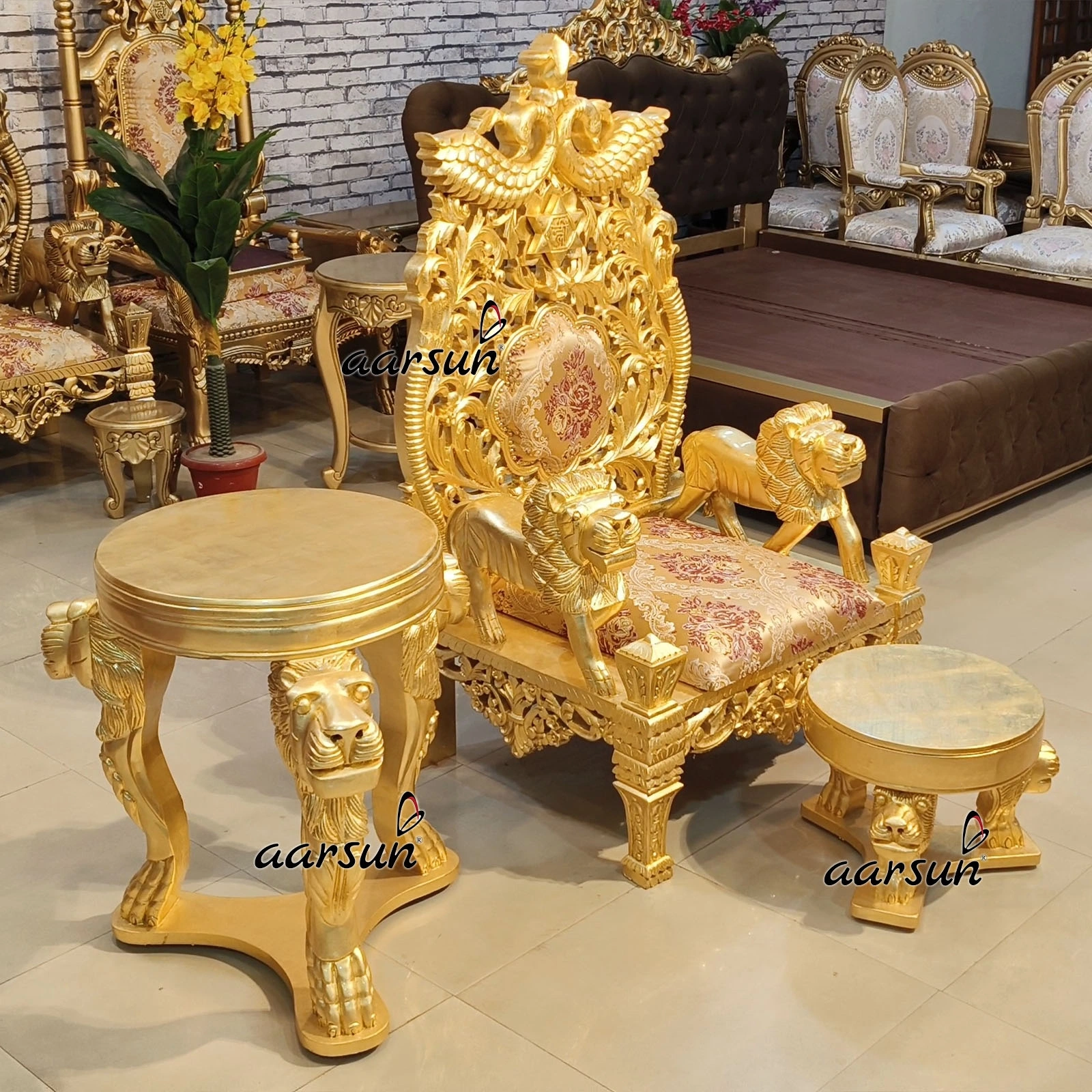 Mahamandaleshwar Guru Ji Chair (Gaddi) With Gold Leaf - Image 7