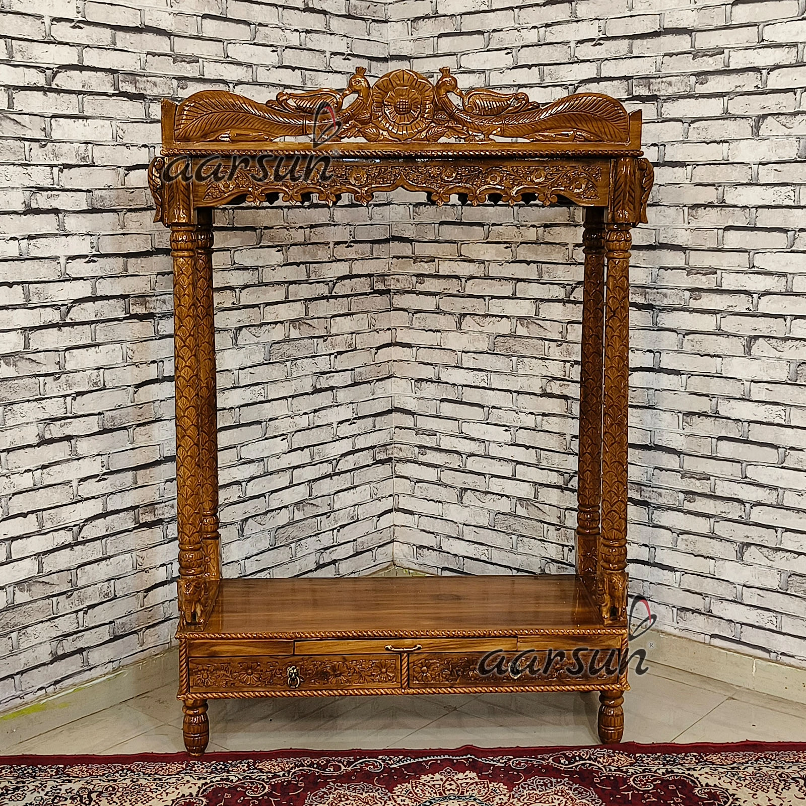 Open-Style Temple with 4 Pillars