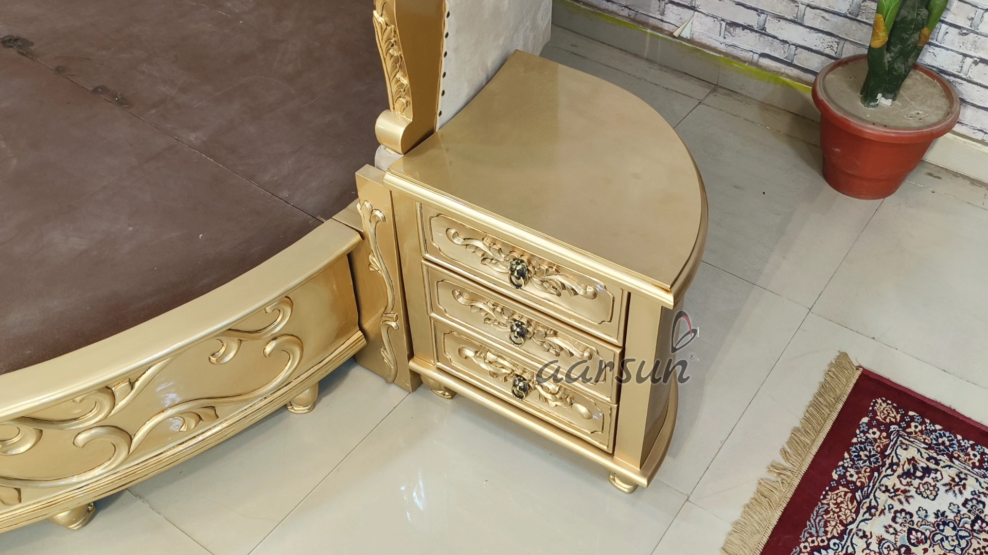 Custom-Crafted Huge Round Bed with Almirah Mysore - Image 8