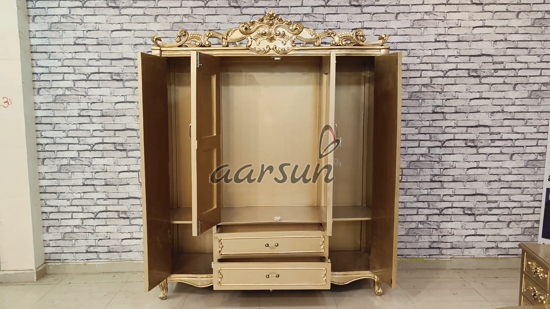 Custom-Crafted Huge Round Bed with Almirah Mysore - Image 9