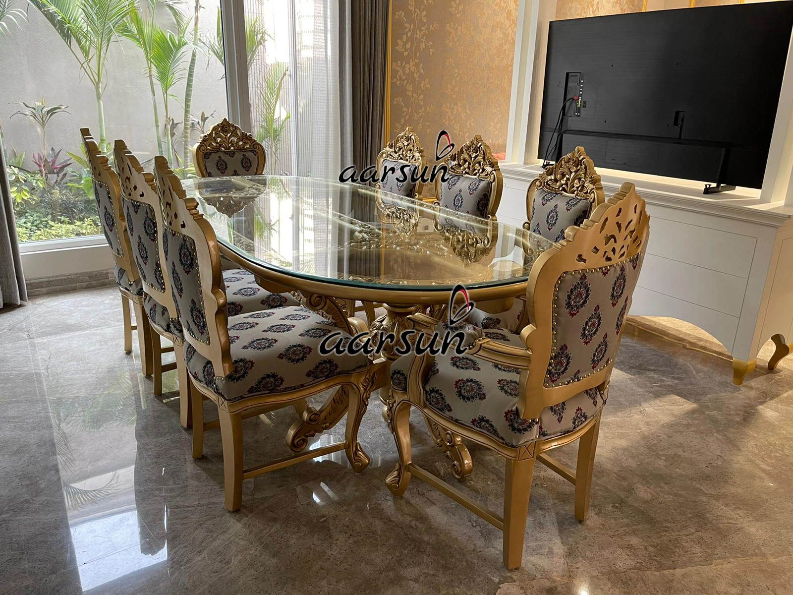 Royal European Style Dining Table Set